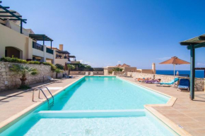 Lovely seaside apartments, walking distance to the beach & amenities!